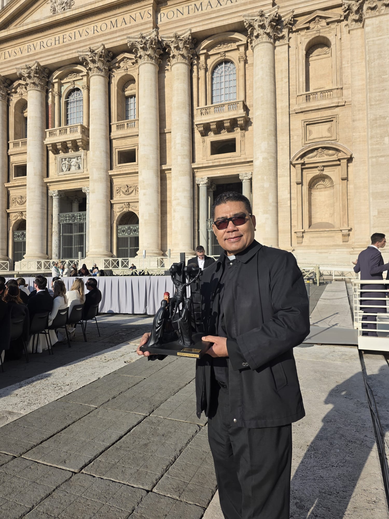 Padre Marco Solo : Refleksi Perdamaian Paus Leo XIV Melawan Perang