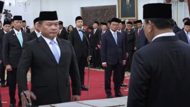 Presiden Prabowo Reshufflie Kabinet Merah Putih ,Dudung Abdurachman  Jadi Kepala KSP