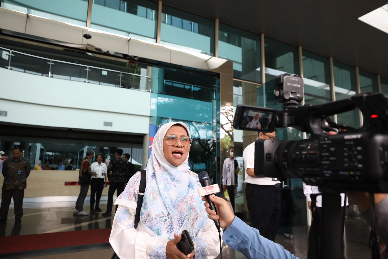 Tiket Pesawat Melambung, DPR Desak Subsidi Avtur Demi Selamatkan Penumpang