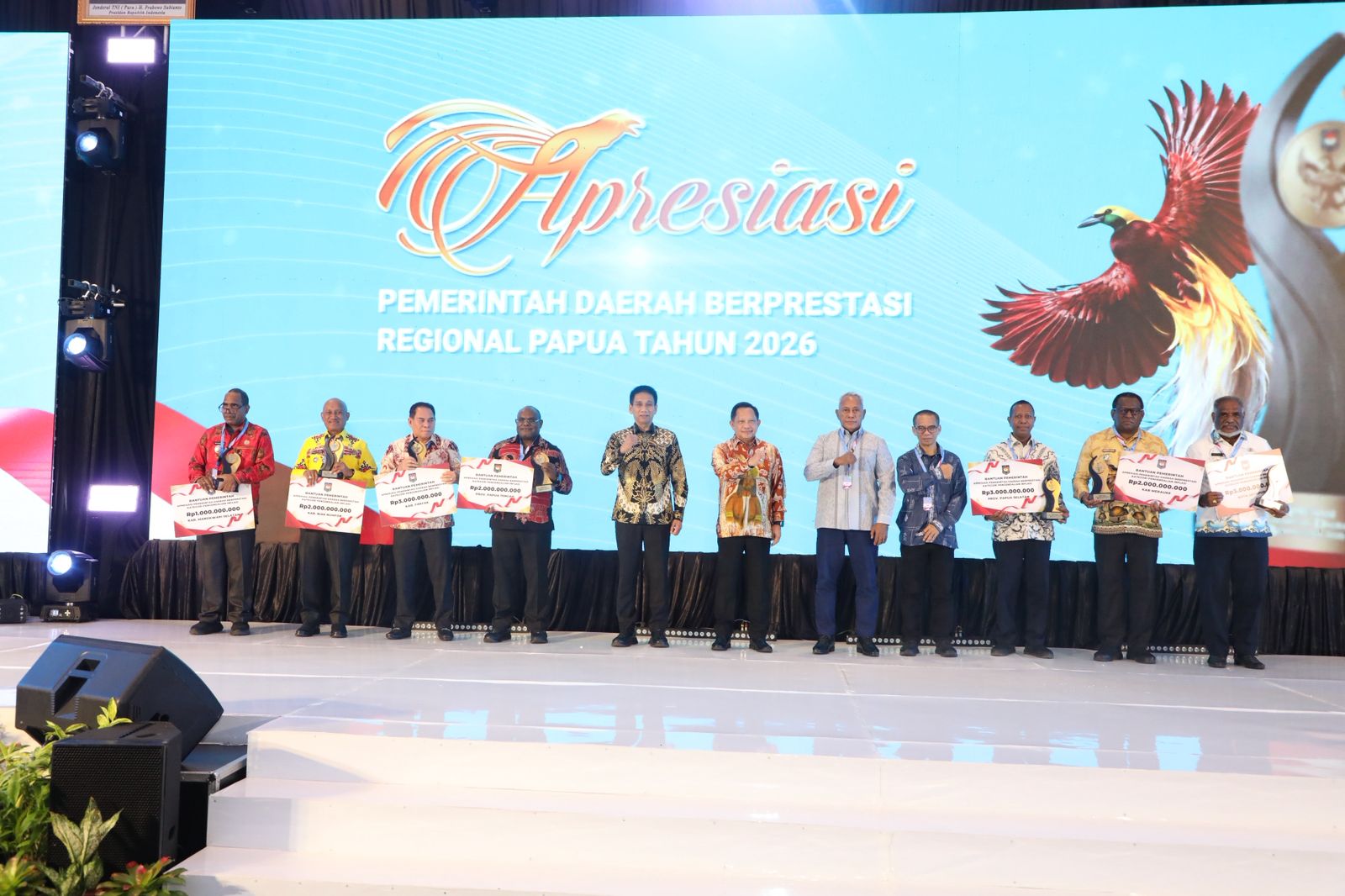 Apresiasi Kinerja Pembangunan, Kemendagri Beri Penghargaan Daerah Berprestasi Regional Papua