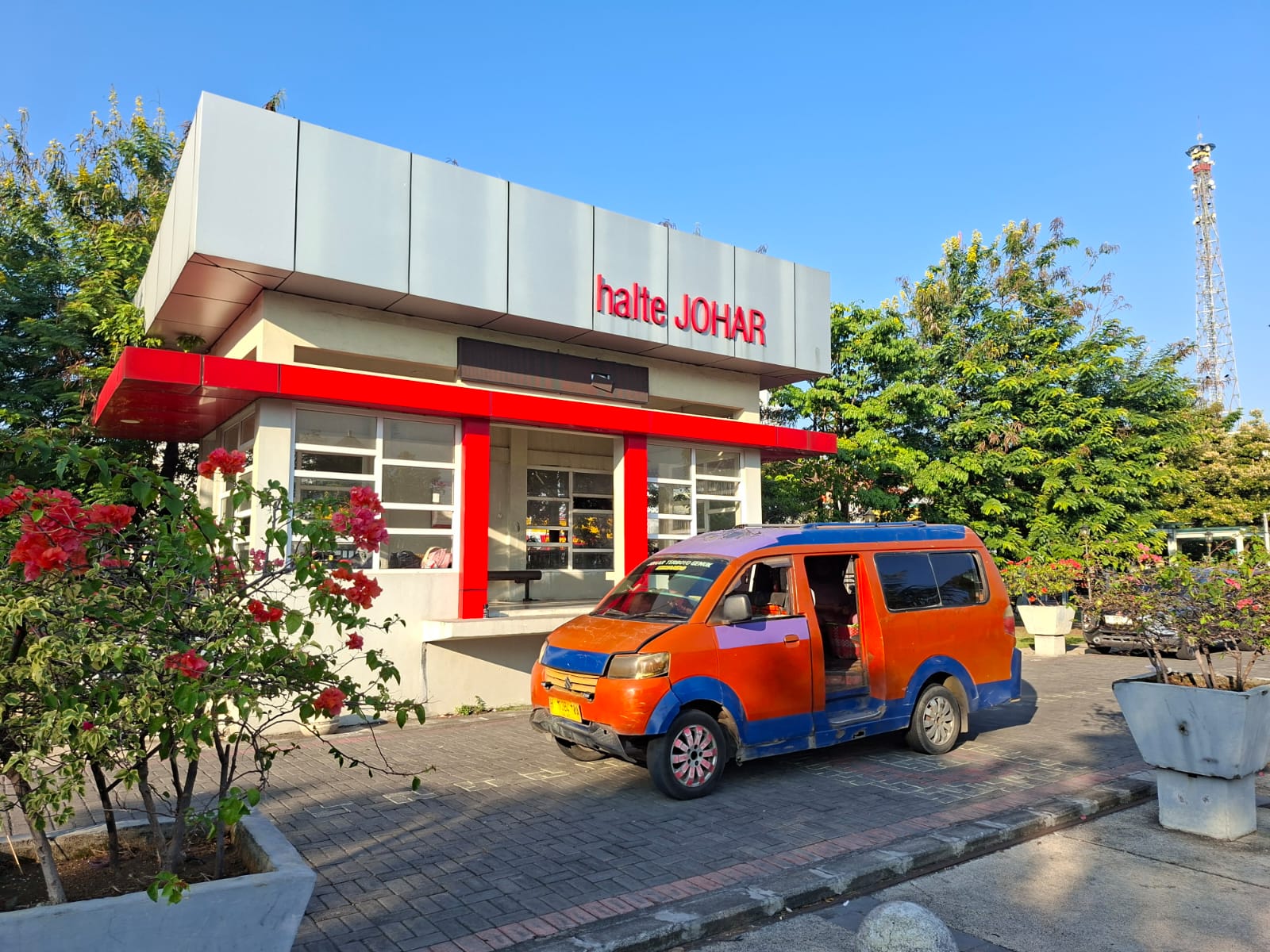 Urgensi Menghidupkan Rute Trans Semarang di Pasar Johar