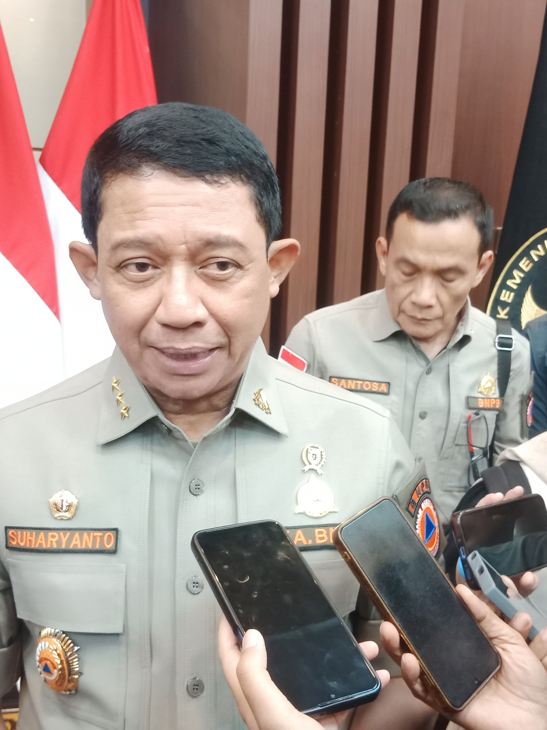 Polkam Sebut Modifikasi Cuaca Hujan Buatan yang Dilakukan BNPB Paling Efektif