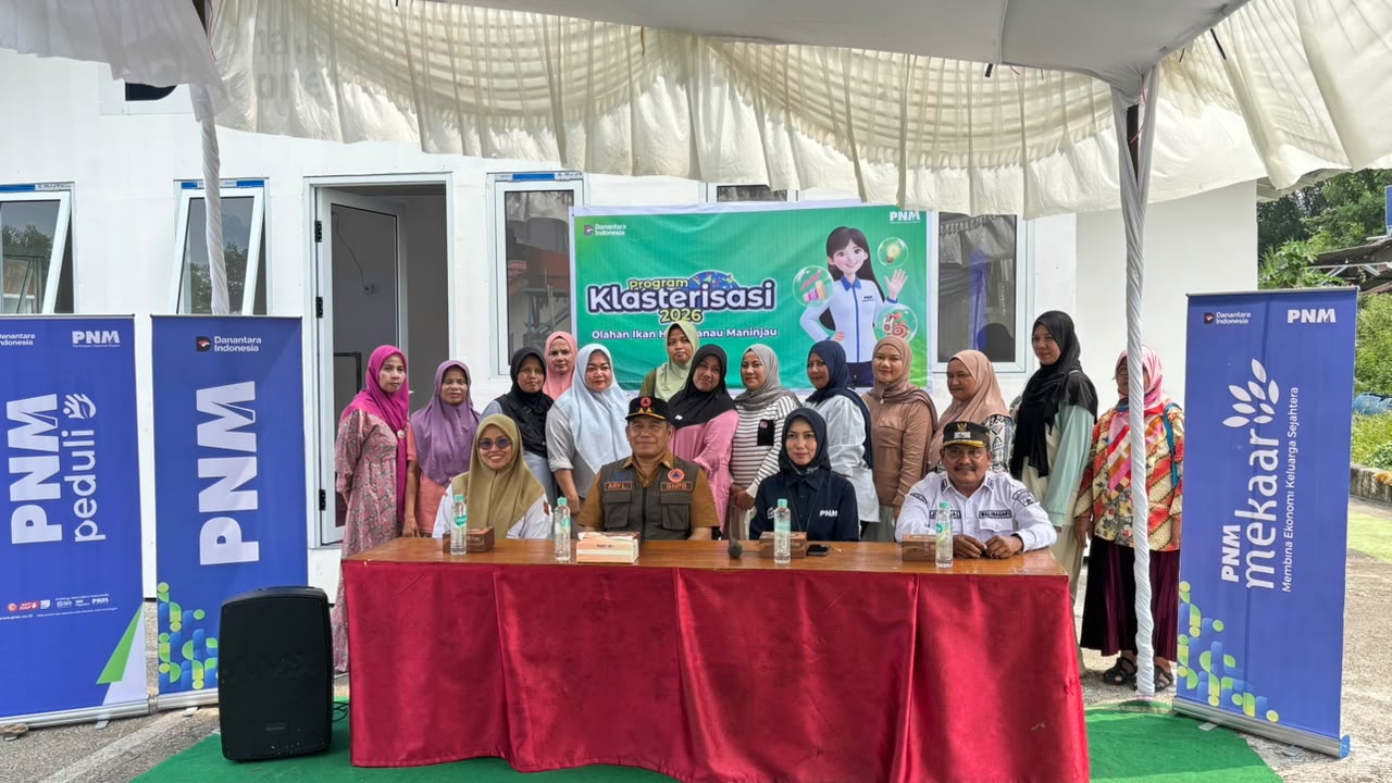 BNPB dan PNM Bangkitkan Ekonomi Penyintas Agam Lewat Ikan Asap Danau Maninjau